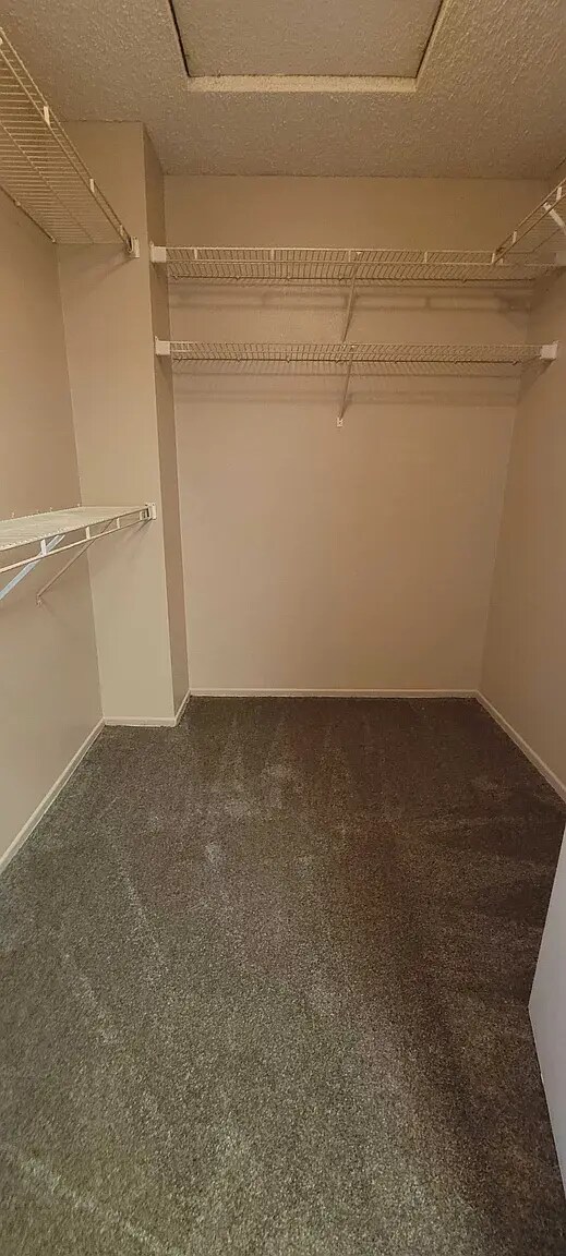 Building Photo - 44544 15th St E