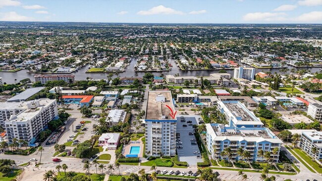 Building Photo - 800 SE 20th Ave