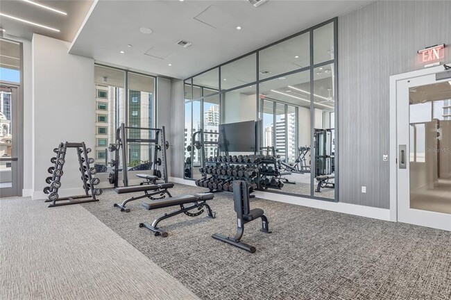 Building Photo - 275 1st Ave S