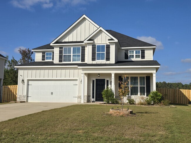 Building Photo - 631 Garland Trl