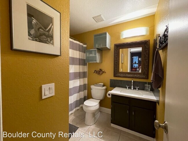 Building Photo - 2 br, 2 bath House - 6235 Willow Ln