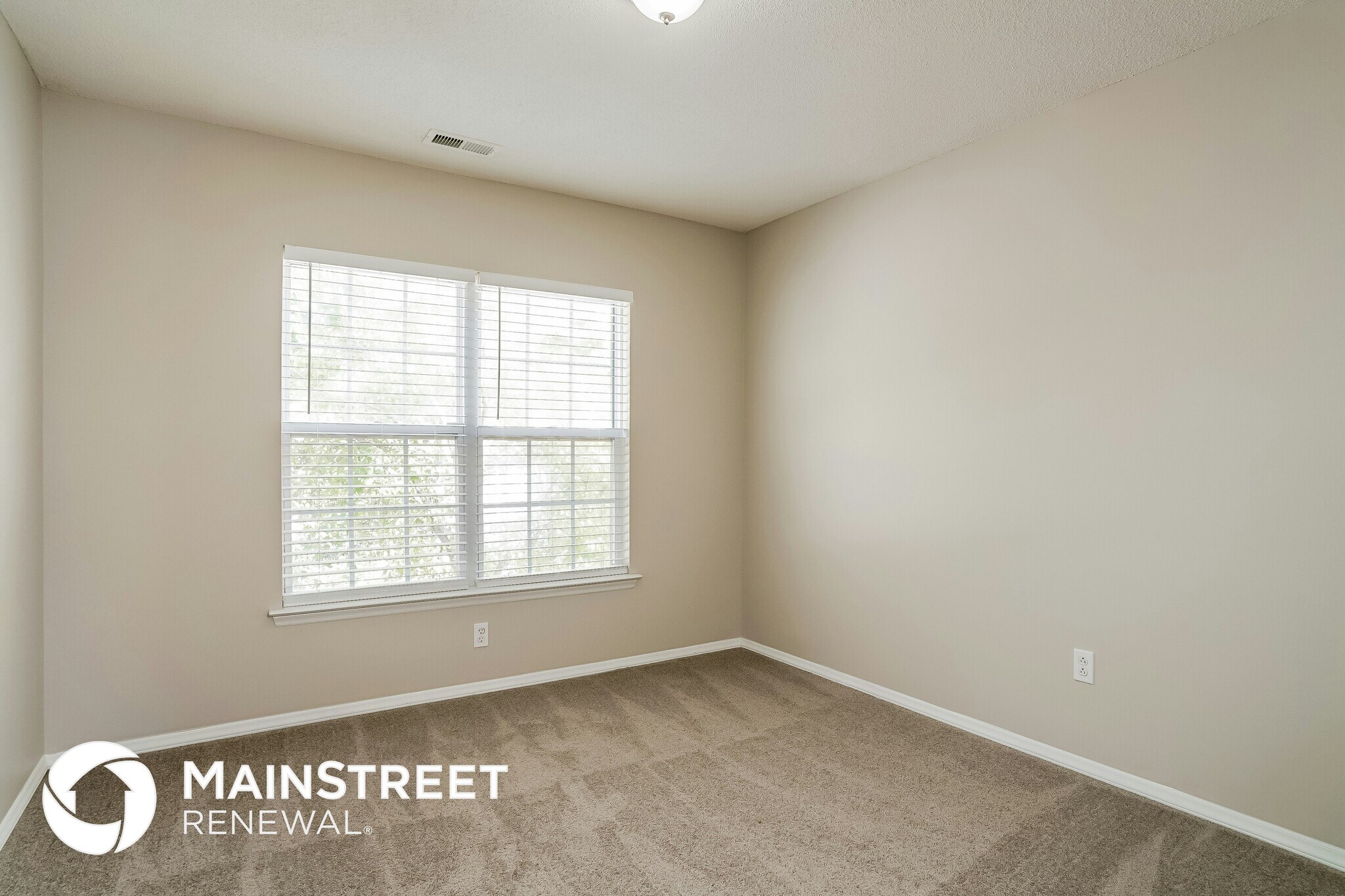 Building Photo - 4900 Heatherfield Way