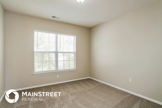 Building Photo - 4900 Heatherfield Way