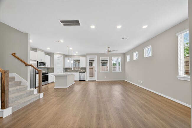 Building Photo - 4121 Fig Grv St