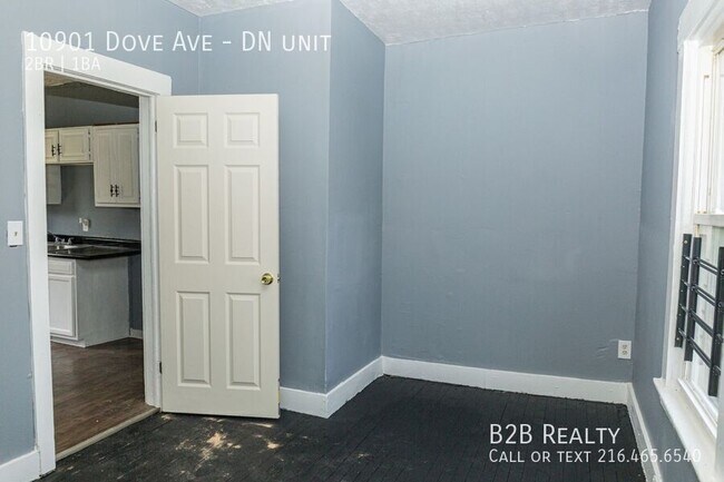 Building Photo - 10901 Dove Ave