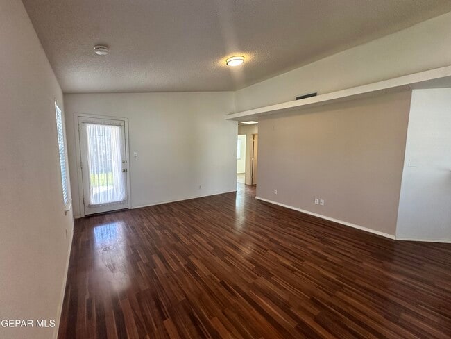 Building Photo - 12372 Tierra Canada Dr