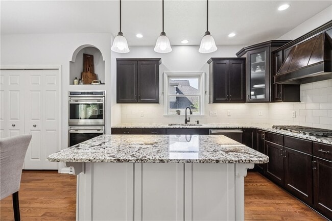 Building Photo - 403 Worth Ct