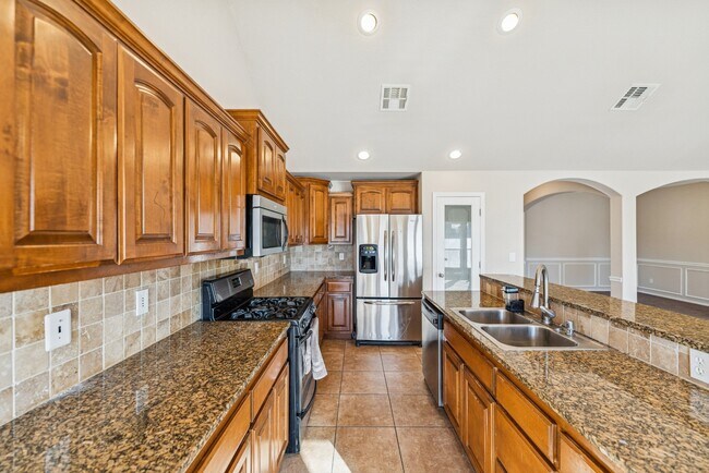 Building Photo - 4124 S 134th E Ave