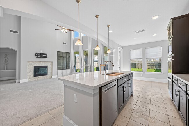 Building Photo - 32931 Franklin Brooks Dr