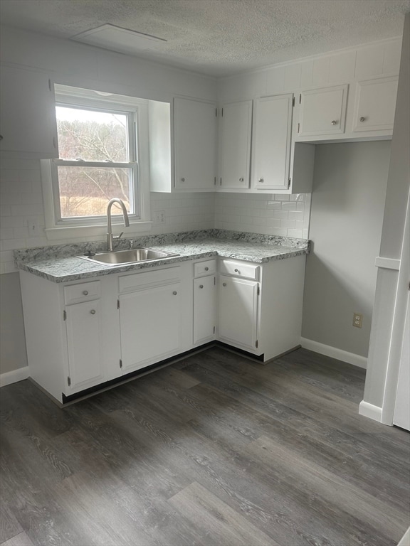 Building Photo - 7 Roys Dr