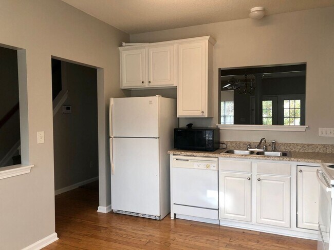 Building Photo - Spacious 3 Bedroom 2.5 Bath Townhome Located Off of Pisgah Church Road!-Available 8/7/26