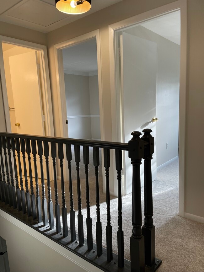 Building Photo - 1761 Aberdeen Cir