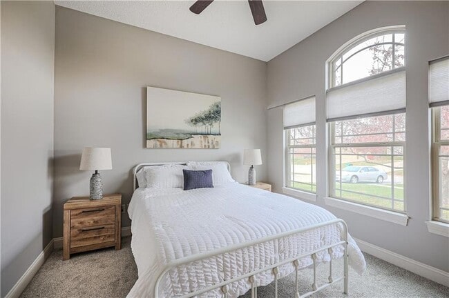 Building Photo - 5029 Woodstock Ct