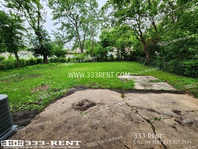 Building Photo - 11308 Mc Kinley Ave