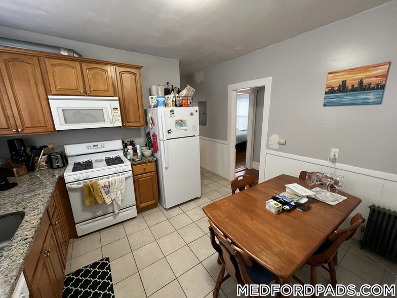Primary Photo - 19 Harris Rd