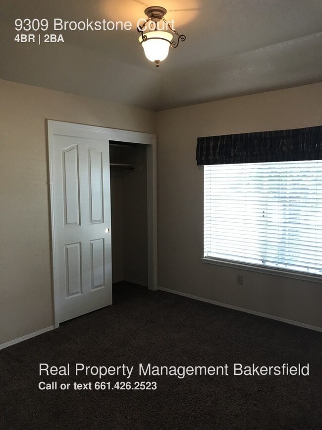 Building Photo - 9309 Brookstone Ct