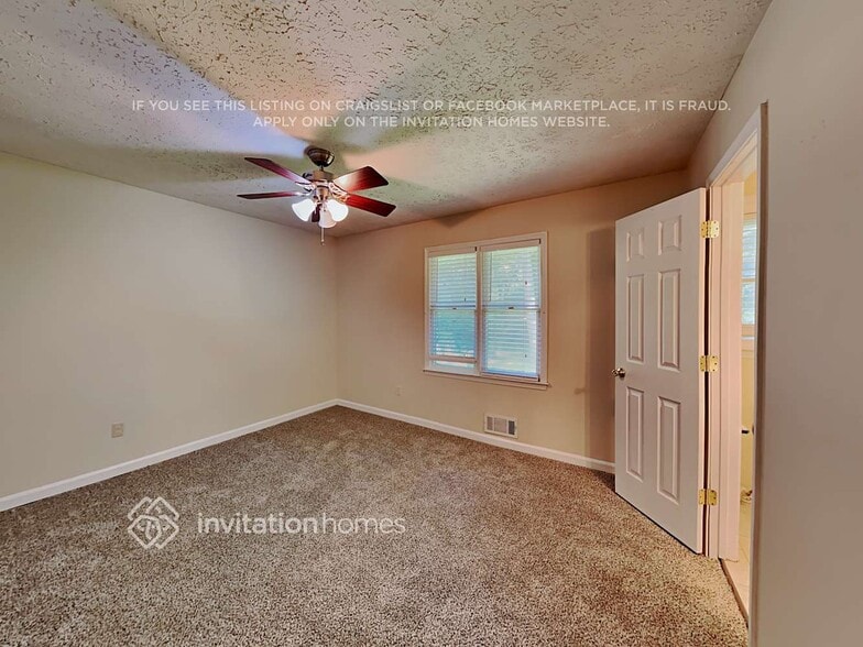 Building Photo - 139 Cedar Ridge Trail