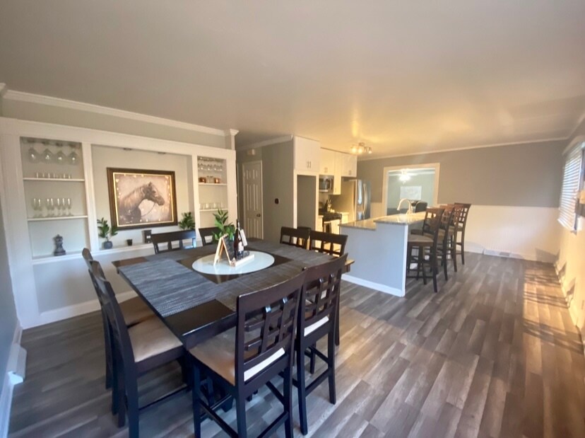 Building Photo - 4 Hathorn St