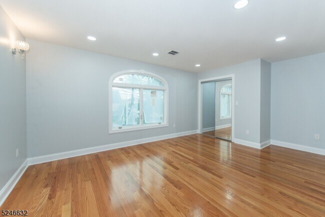 Building Photo - 42 Haverhill Ave