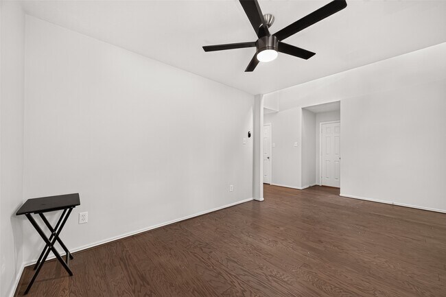 Building Photo - 202 N Vesper Bend Cir
