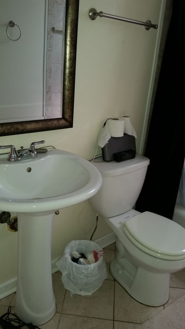 Building Photo - 414 E Park Ave