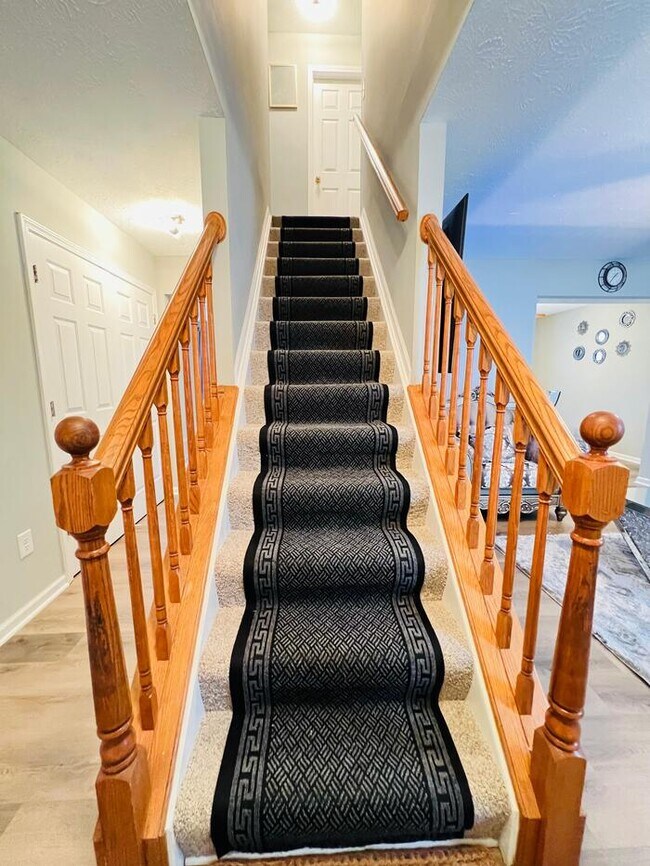 Building Photo - Furnished pillory way beauty