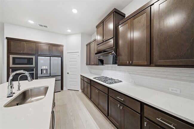 Building Photo - 31719 Hatcher Grv Ln