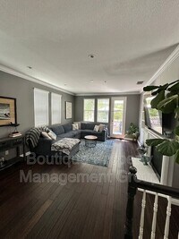 Building Photo - 27 Rinehart Rd