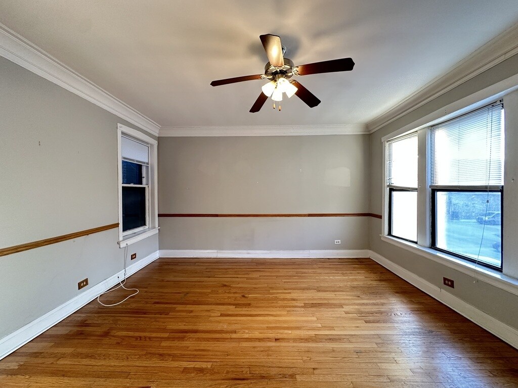 Building Photo - 4607 N Western Ave