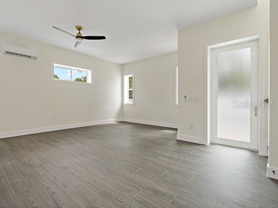 Building Photo - 1348 San Christopher Dr