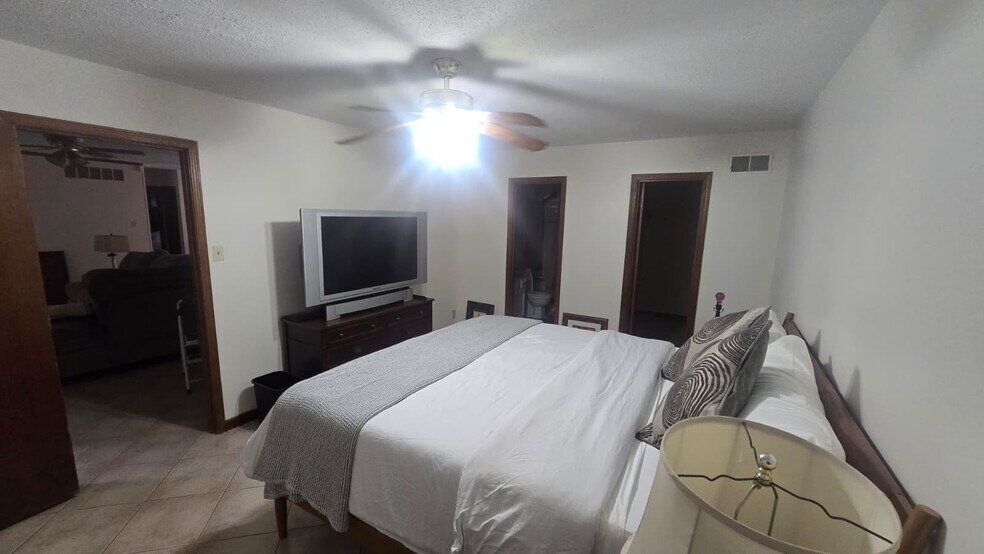 Building Photo - 3830 Brandywine Cove