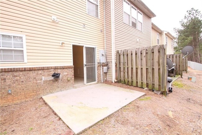 Building Photo - 3893 Grovemont Pl