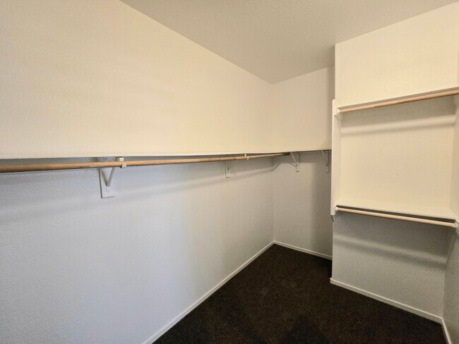 Building Photo - 9580 W Reno Ave