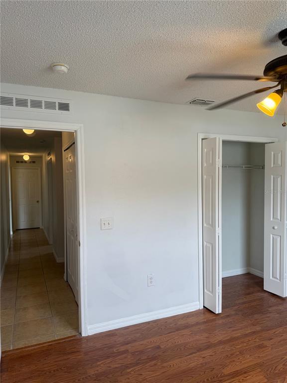 Building Photo - 405 Francisco Way