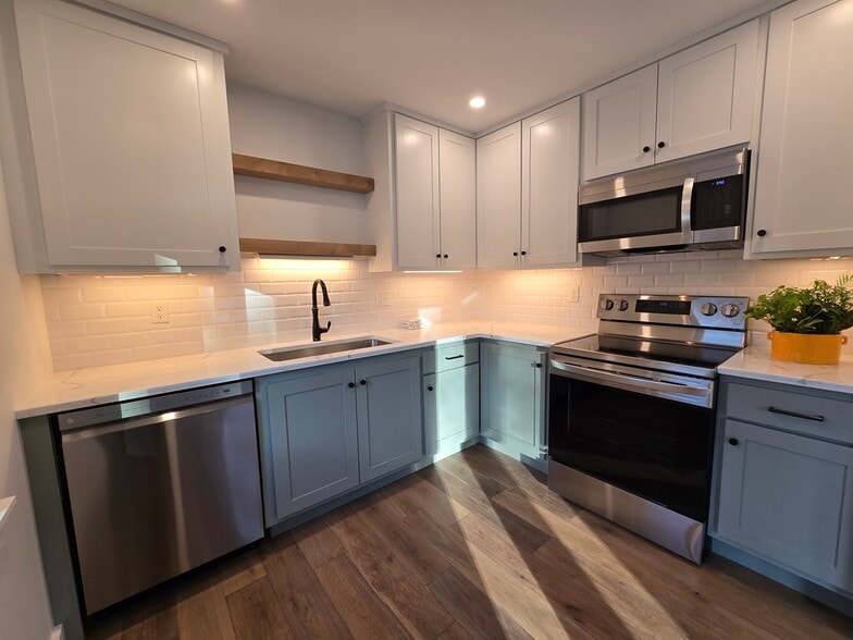 Building Photo - 143 Martin Rd