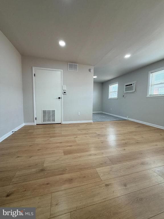 Building Photo - 718 Rhawn St