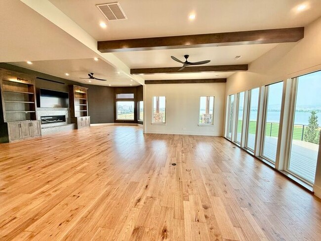 Building Photo - Luxury Golf Retreat in Berthoud with Breat...