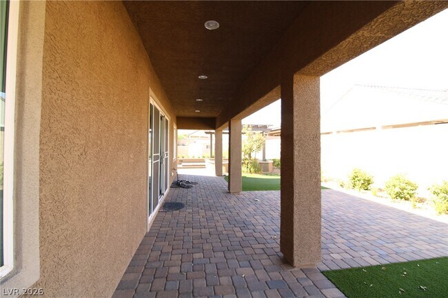 Building Photo - 593 Chromatic Chord Ct