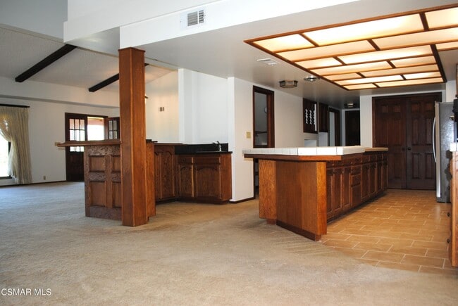 Building Photo - 285 Crestview Ave