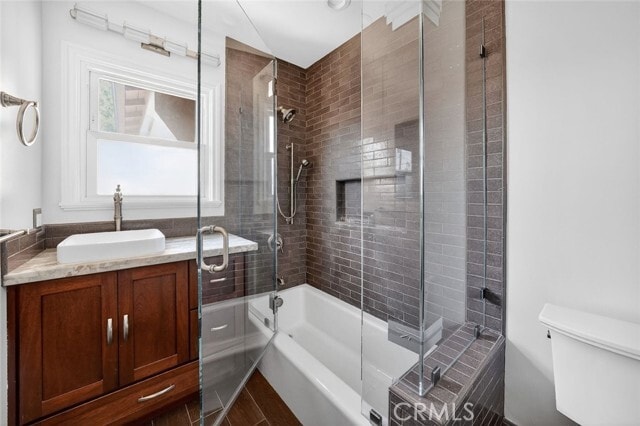 Building Photo - 1641 N Catalina St