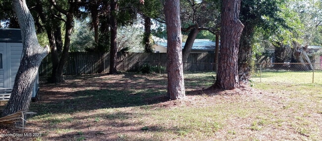 Building Photo - 248 Le Jeune Dr