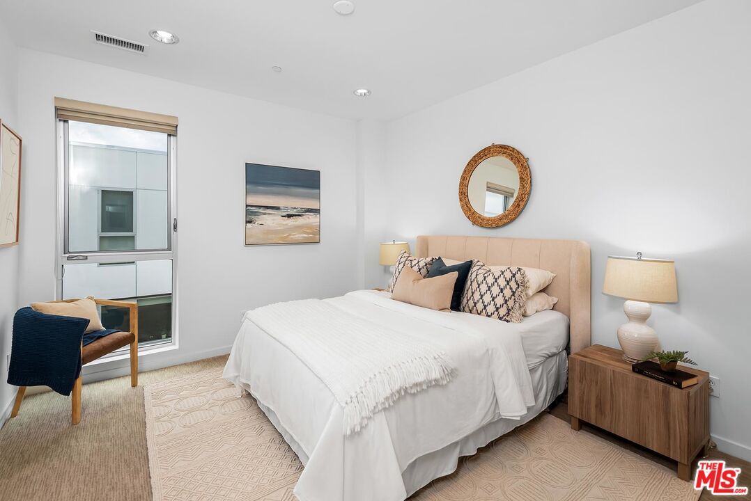 Upstairs Guest Bedroom - 310 Washington Blvd