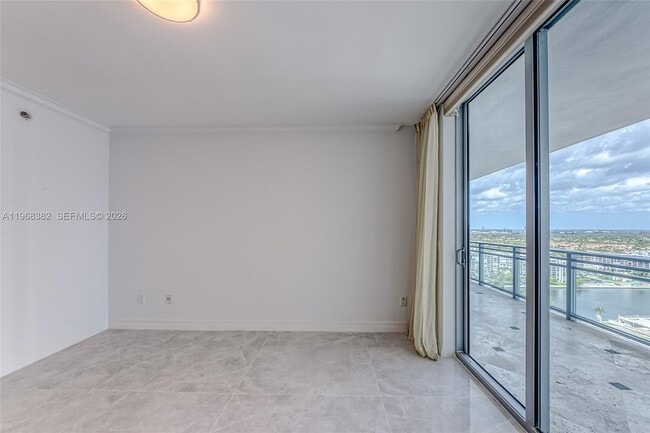 Building Photo - 3535 S Ocean Dr