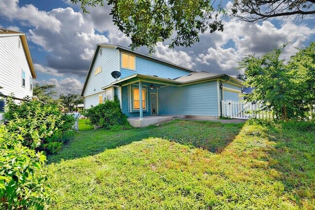 Building Photo - 104 Mertz Ln