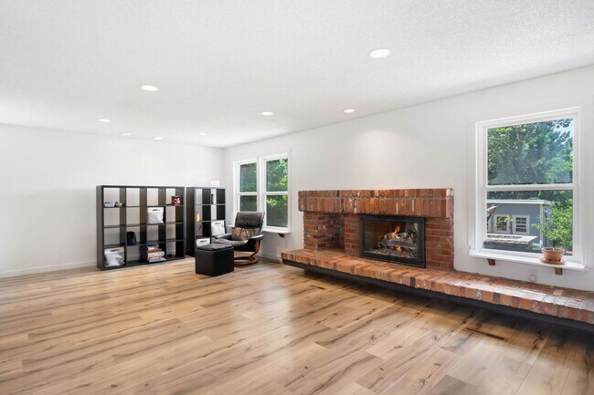 Building Photo - 4BD, 2.5BA Westminster Home with Back Yard