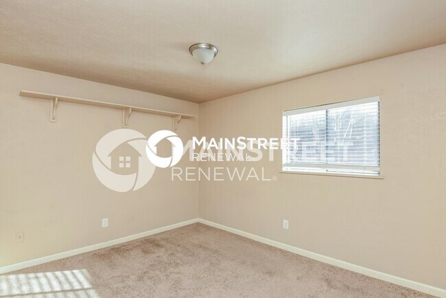 Building Photo - 3 Bedroom Pet-Friendly Home in Fort Worth, TX with Main Street Renewal