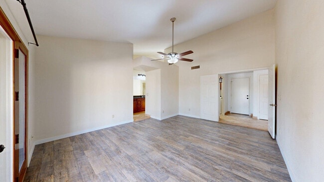 Building Photo - 10575 E Mission Ln