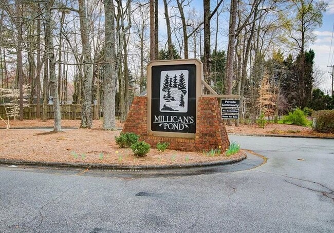 Building Photo - FIRST MONTH FREE!