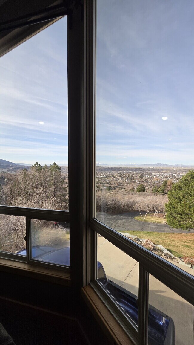 Building Photo - 2456 Bonneville Terrace Dr