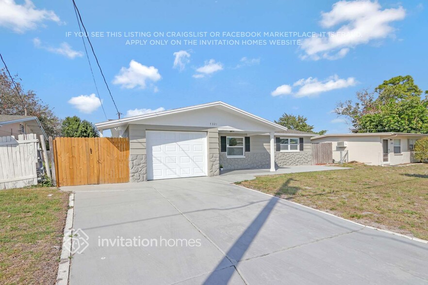 Building Photo - 7321 Buchanan Dr